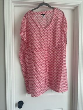 Women’s Talbots L Coral Pink and White Swimsuit Coverup